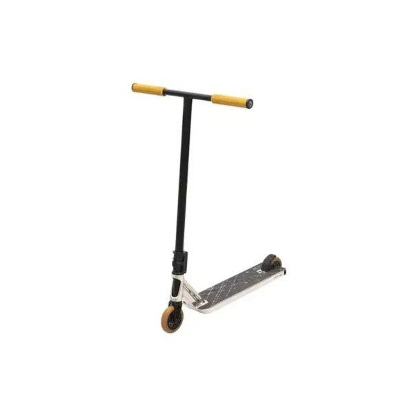 Triad trottinette freestyle fugitive noir chrome gum 1.webp