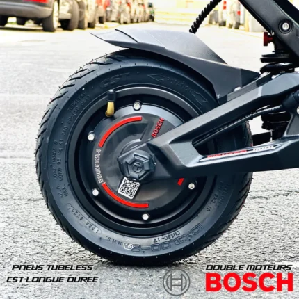 Trottinette electrique fighter mini moteurs Bosch pneus tubeless.webp