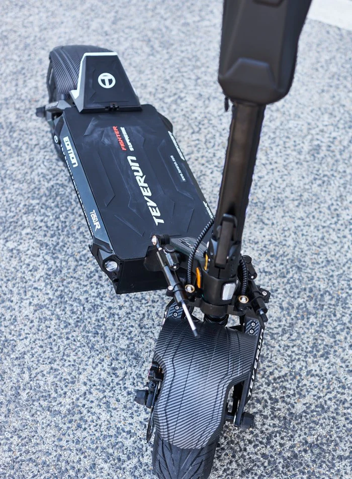 Trottinette electrique teverun fighter Supreme 7260R Puissante etanche tubeless deck TFT 4 rapide 727149.webp