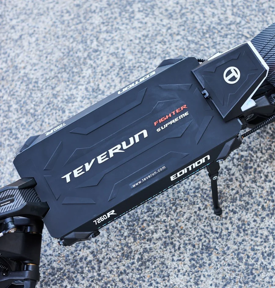 Trottinette electrique teverun fighter Supreme 7260R Puissante etanche tubeless deck TFT 4 rapide pas cher 461780.webp