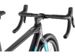 Velo gravel carbone bmc kaius 01 two axs 12v carbon black brushed blue 2024 11.jpg