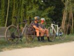 Velo gravel carbone megamo west 10 brown apex eagle 12v 2025 1.jpg