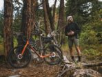 Velo gravel carbone mondraker arid carbon 12v earth redblackflame red 2025 5.jpg